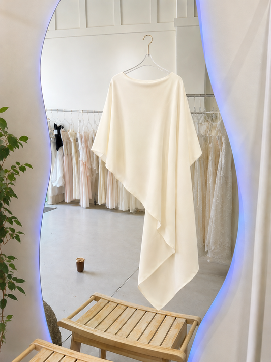 Butter Cream Cape<span> - </span>M/L image